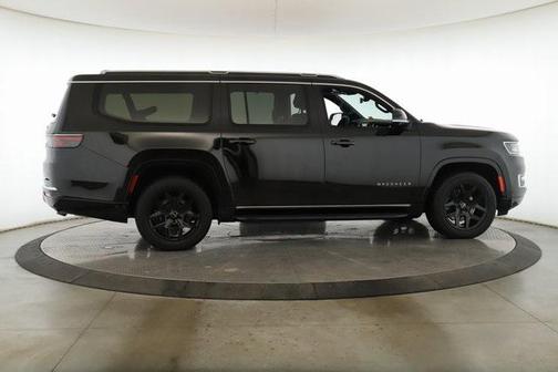 2023 Jeep Wagoneer L Series III