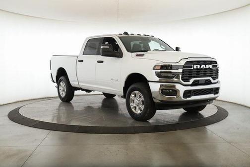 2025 RAM 2500 Big Horn Crew Cab 4x4 6'4' Box