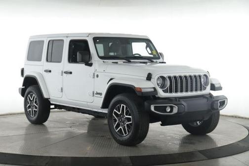 Bright White Clearcoat 2025 Jeep Wrangler 4-Door Sahara 4x4