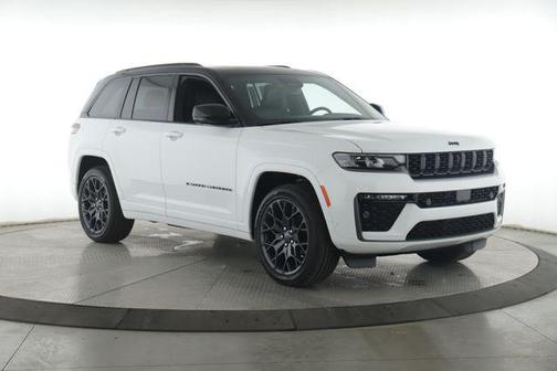 Bright White Clearcoat 2026 Jeep Grand Cherokee Summit