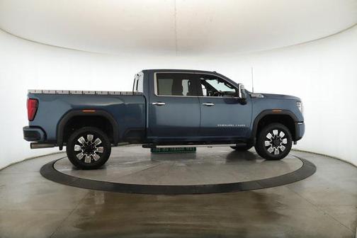 2025 GMC Sierra 3500 Denali