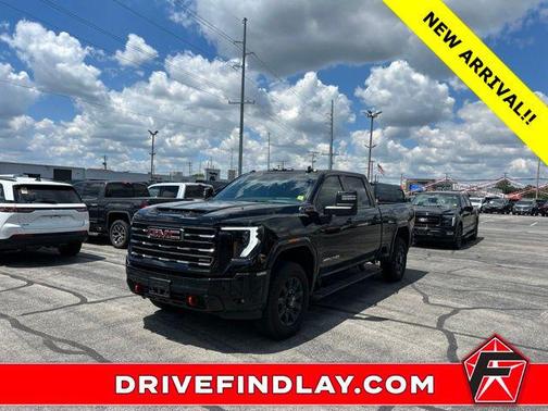 Onyx Black 2026 GMC Sierra 2500 AT4