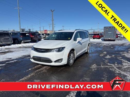 2019 Chrysler Pacifica Touring L