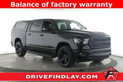 Diamond Black Crystal Pearlcoat 2024 RAM 1500 Big Horn/Lone Star