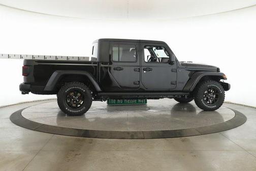 2025 Jeep Gladiator Willys