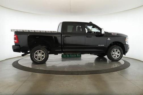 2024 RAM 2500 Laramie Crew Cab 4x4 6'4' Box