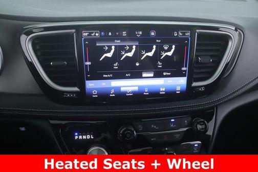 Diamond Black Crystal Pearlcoat 2027 Chrysler Pacifica L