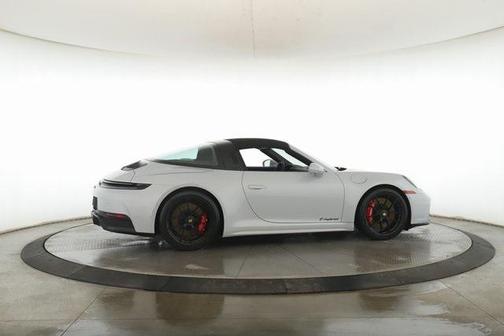 2026 Porsche 911 Targa 4 GTS