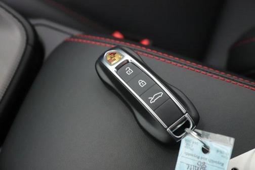 2026 Porsche 911 Targa 4 GTS