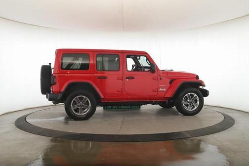 2023 Jeep Wrangler 4-Door Sahara
