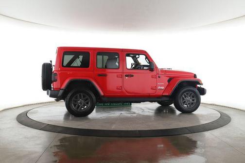 Firecracker Red Clearcoat 2022 Jeep Wrangler Unlimited Sahara