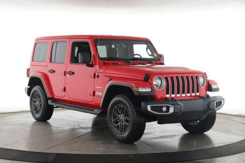 Firecracker Red Clearcoat 2022 Jeep Wrangler Unlimited Sahara