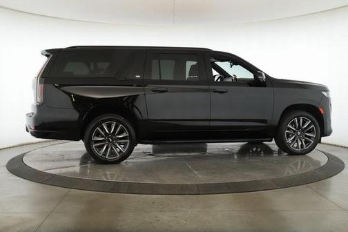 2023 Cadillac Escalade ESV Sport