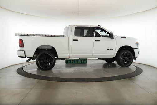 2025 RAM 2500 Big Horn Crew Cab 4x4 6'4' Box