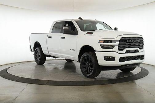 2025 RAM 2500 Big Horn Crew Cab 4x4 6'4' Box