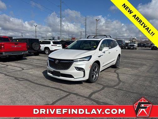 White Frost Tricoat 2022 Buick Enclave AWD Avenir
