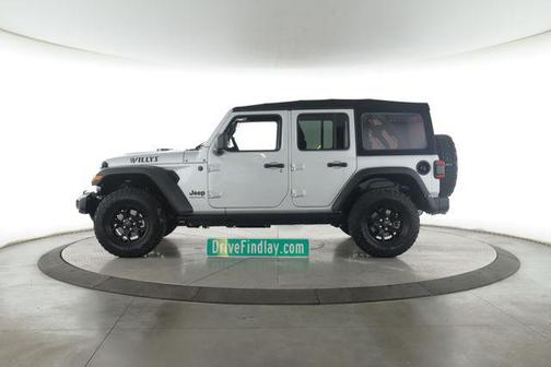 Silver Zynith Clearcoat 2024 Jeep Wrangler Willys