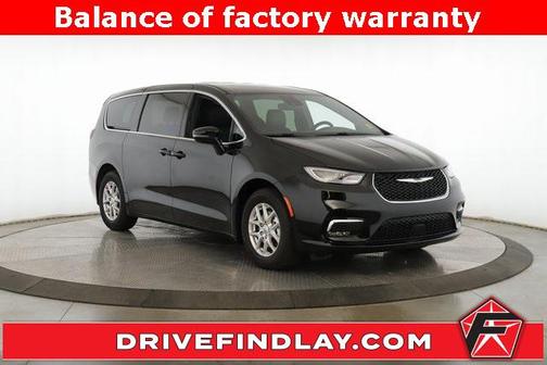 2025 Chrysler Pacifica L