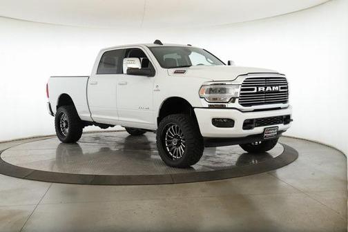 2024 RAM 2500 Laramie Crew Cab 4x4 6'4' Box