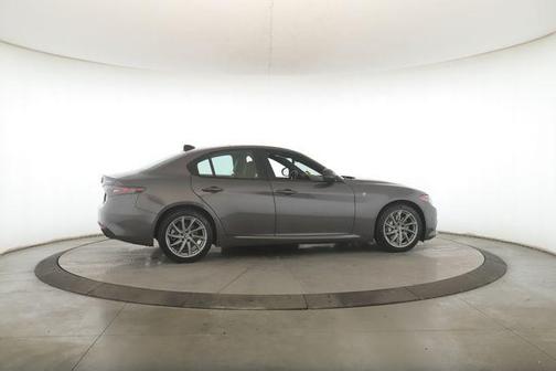 Vesuvio Gray Metallic 2024 Alfa Romeo Giulia Ti
