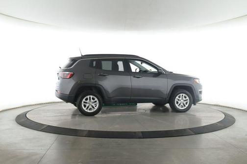 Granite Crystal Metallic Clearcoat 2019 Jeep Compass Sport