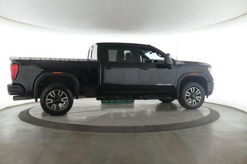 Onyx Black 2023 GMC Sierra 2500 AT4