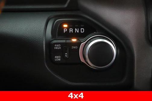 2022 RAM 2500 Tradesman Crew Cab 4x4 8' Box
