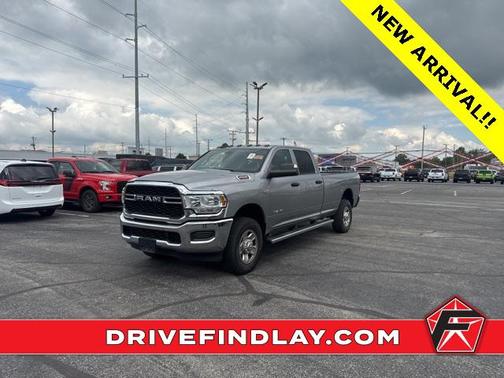 2022 RAM 2500 Tradesman Crew Cab 4x4 8' Box