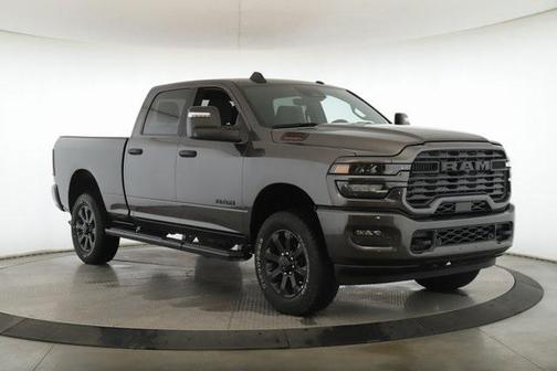 2025 RAM 2500 Big Horn Crew Cab 4x4 6'4' Box