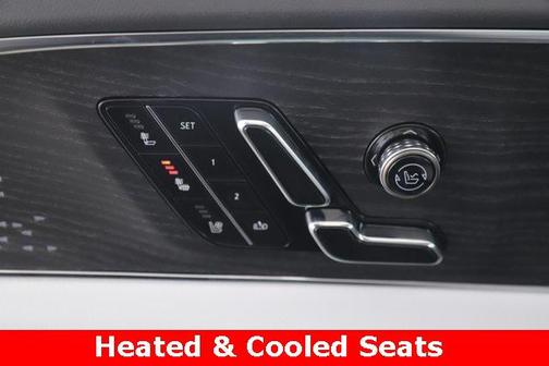 2023 Cadillac LYRIQ Luxury