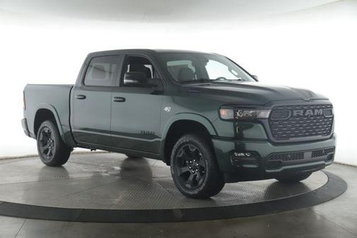 Serrano Green Metallic 2026 RAM 1500 Big Horn/Lone Star