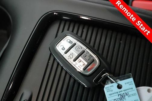 2024 Chrysler Pacifica Hybrid S Appearance Pkg