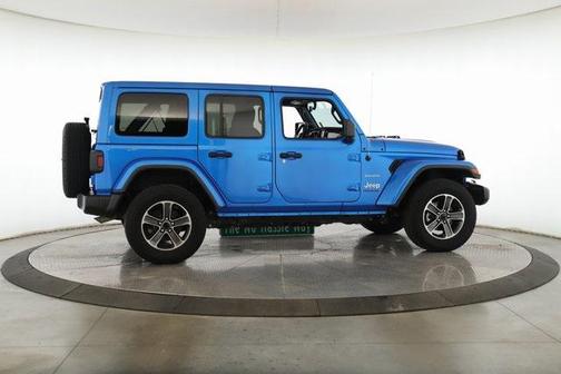 2023 Jeep Wrangler 4-Door Sahara