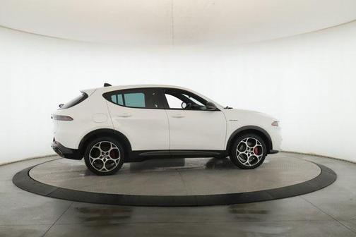 2024 Alfa Romeo Tonale Veloce EAWD