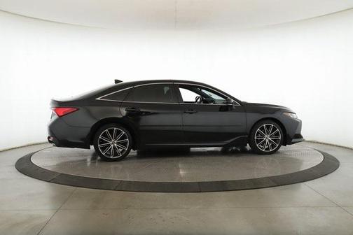 2019 Toyota Avalon Touring