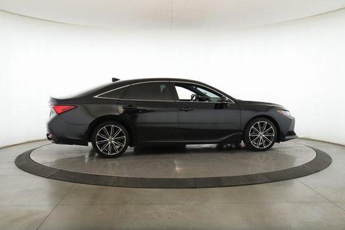 2019 Toyota Avalon Touring