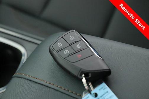 2025 GMC Acadia AWD AT4