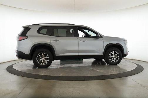 2025 GMC Acadia AWD AT4