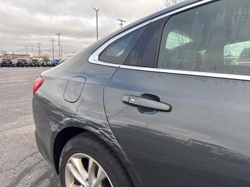 2017 Chevrolet Malibu 1LT