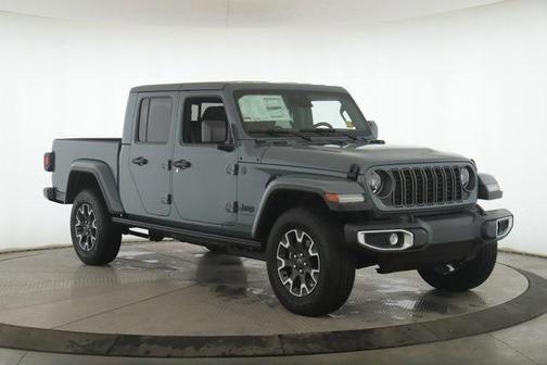2026 Jeep Gladiator Sahara 4x4