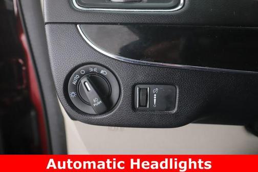 Octane Red Pearlcoat 2017 Dodge Grand Caravan SXT