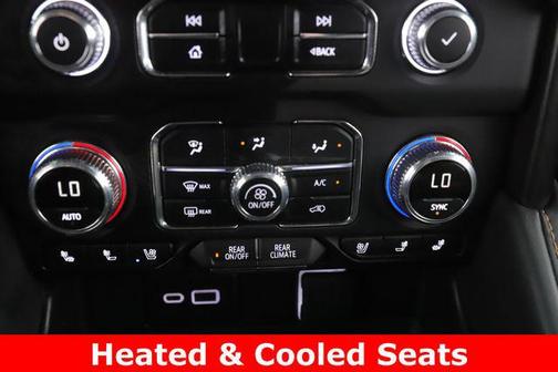 Onyx Black 2024 GMC Yukon AT4