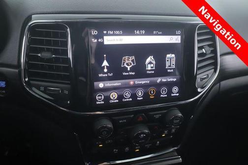 Granite Crystal Metallic Clearcoat 2020 Jeep Grand Cherokee Laredo