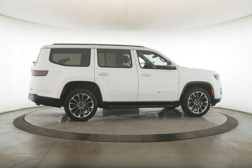 Bright White Clearcoat 2024 Jeep Wagoneer Series II 4x4