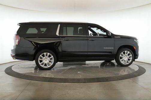 2023 Chevrolet Suburban 4WD High Country