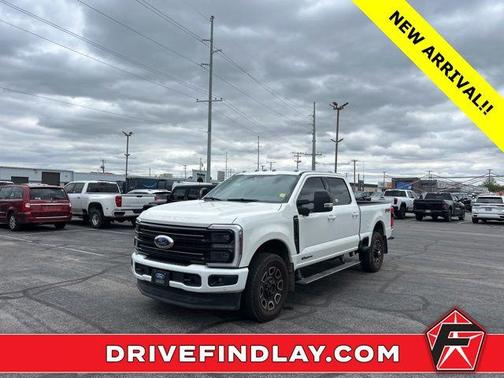 Star White Metallic Tri-Coat 2026 Ford F-250 Platinum