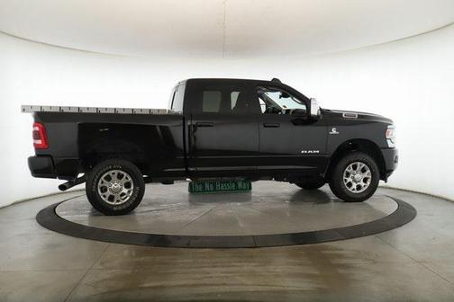 2024 RAM 2500 Laramie Crew Cab 4x4 6'4' Box