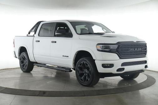 Bright White Clearcoat 2023 RAM 1500 Limited