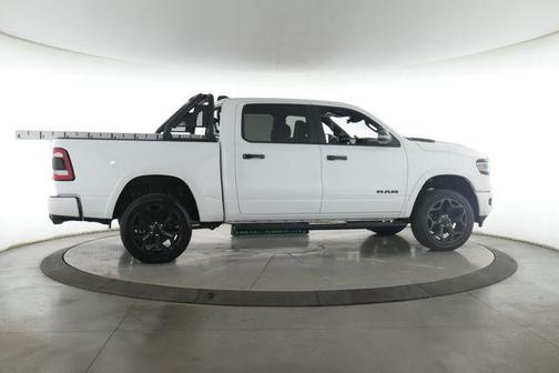 Bright White Clearcoat 2023 RAM 1500 Limited