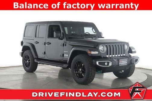 Black Clearcoat 2023 Jeep Wrangler 4-Door Sahara